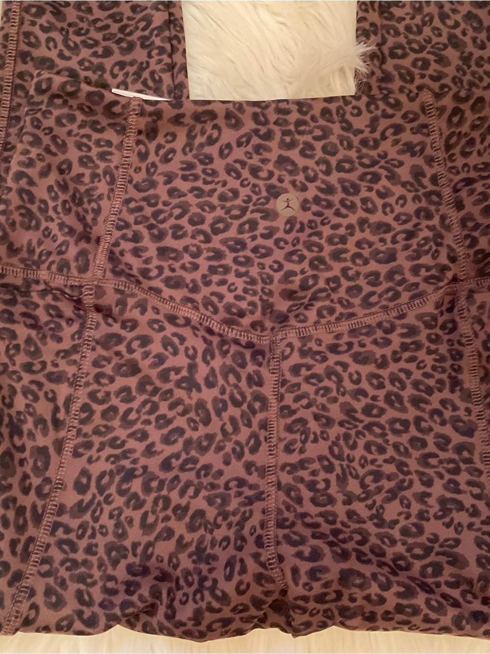 Danskin High Waist Pocket Crop Leggings Espresso Spotted Leopard Print NWT XS - Picture 10 of 10